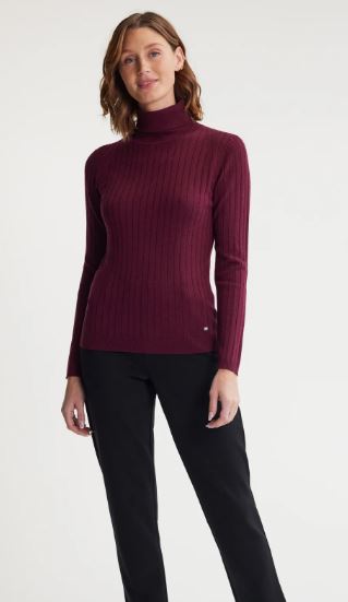 ISLA Light Turtleneck Sweater | FIG