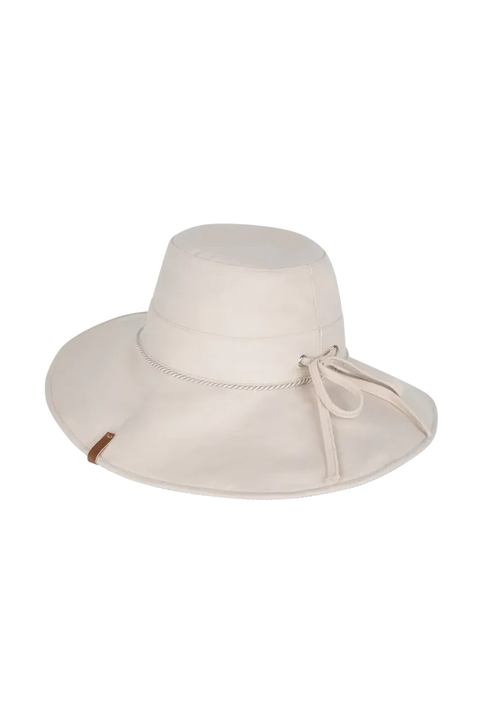 Shelly Beach Floppy Hat | Kooringal