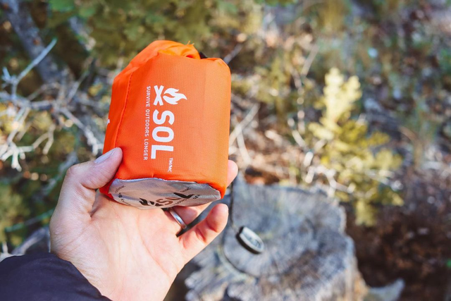Emergency Bivvy with Rescue Whistle & Tinder Cord | SOL