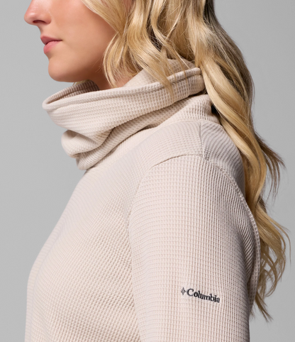 Women's Holly Hideaway Waffle Cowl Neck Pullover | Columbia