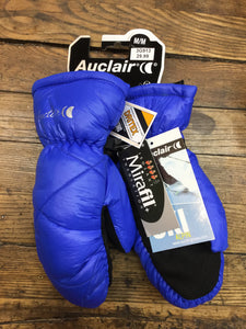 Sugarloaf Mitts by Auclair